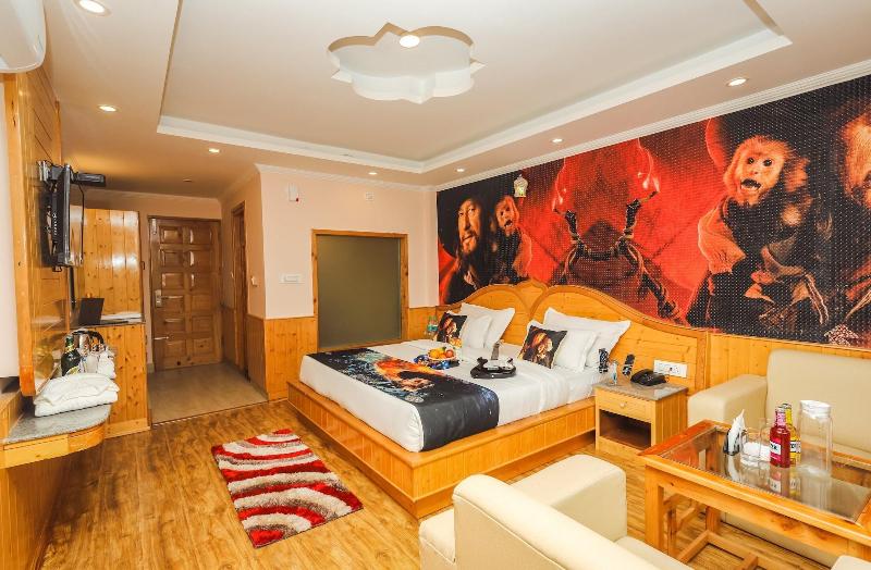 Hotel Smugglers image