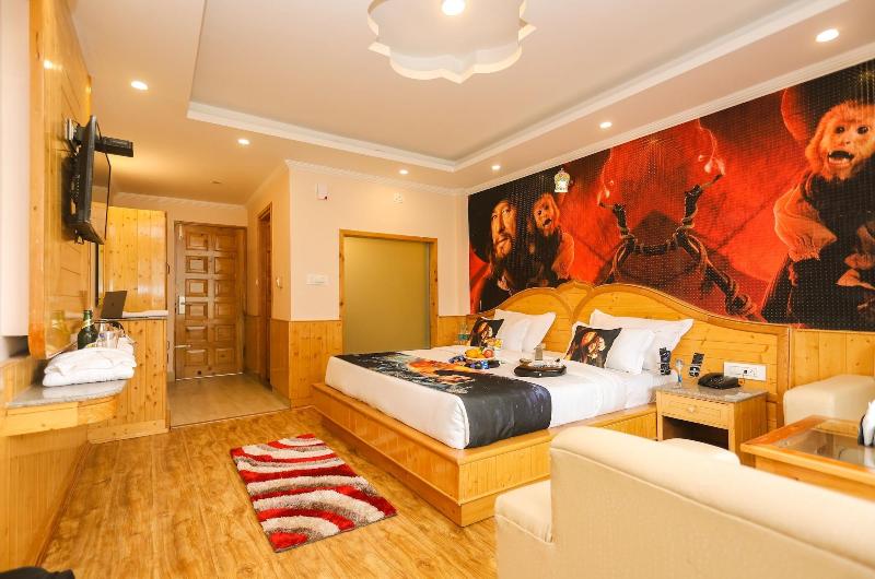 Hotel Smugglers image