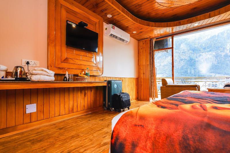 Hotel Smugglers image