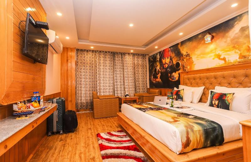 Hotel Smugglers image