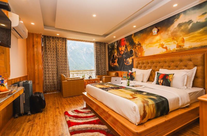 Hotel Smugglers image