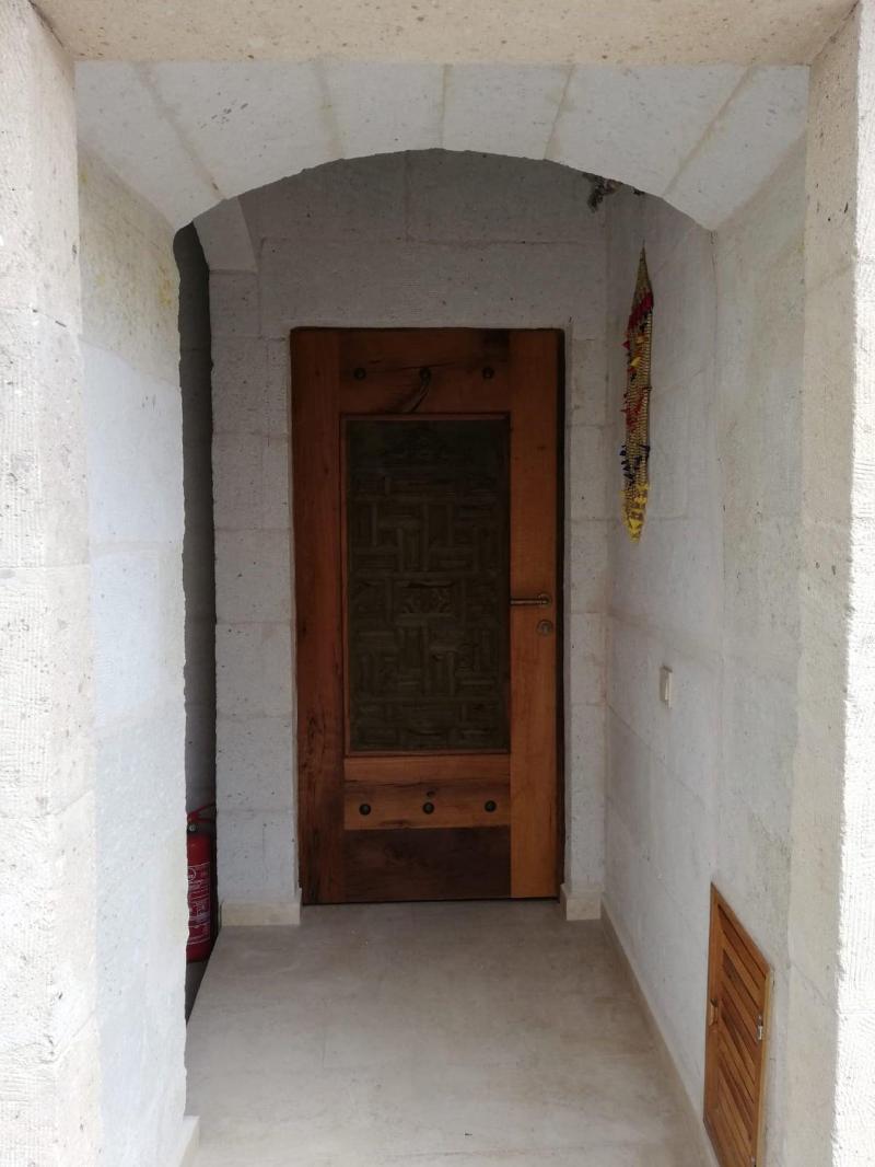 Pigeon Hotel image