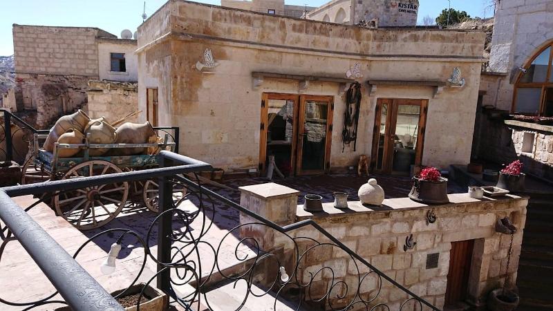 Pigeon Hotel image