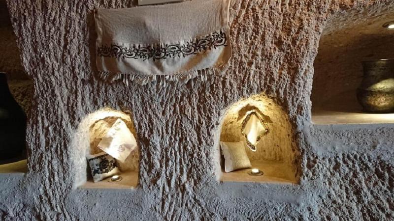 Pigeon Hotel image