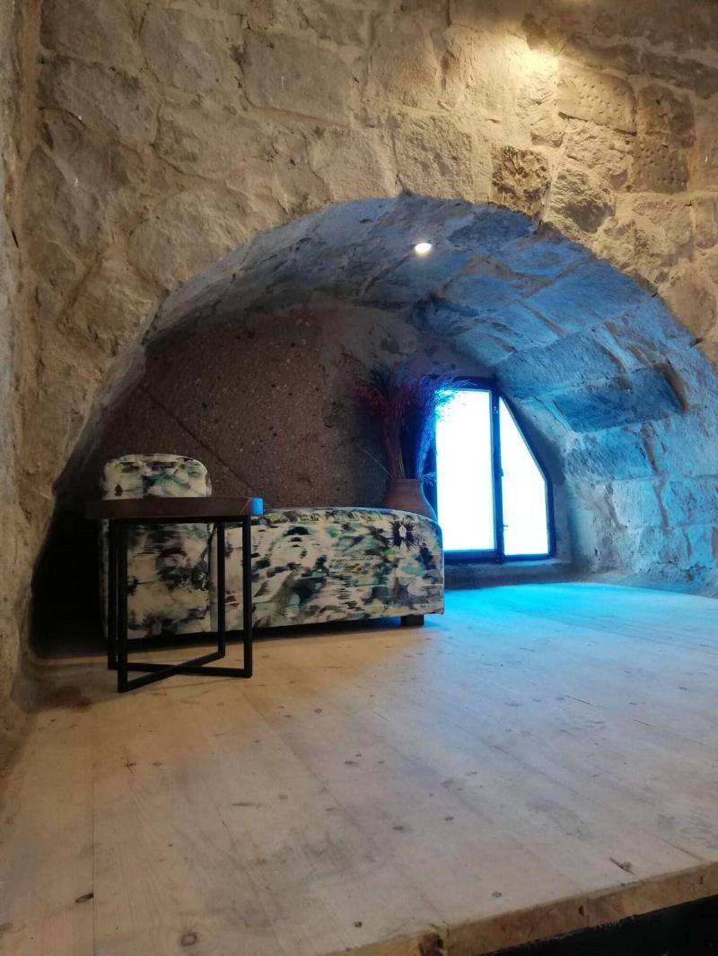 Pigeon Hotel image