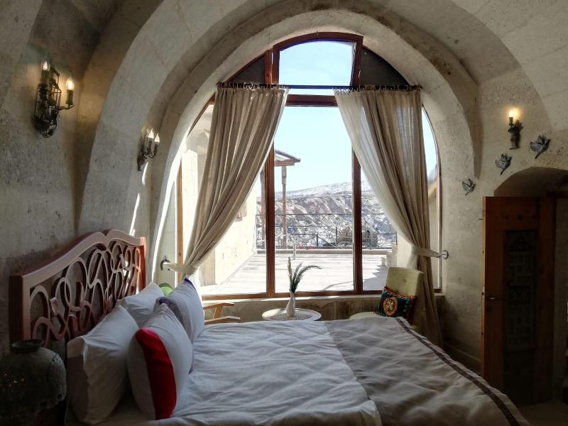 Pigeon Hotel image