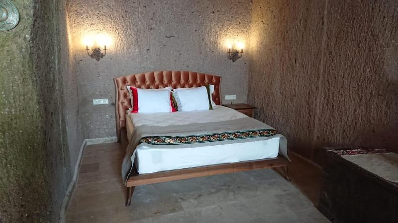 Pigeon Hotel image