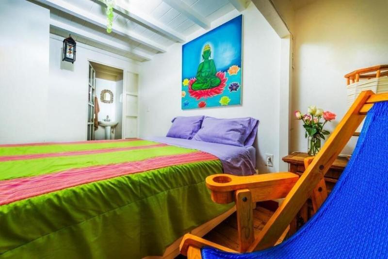 Hostel Mexico DF Airport image