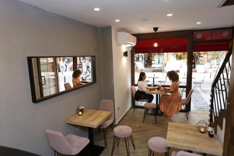 DeÄŸirmenlik Casamia Caffe & Suite image