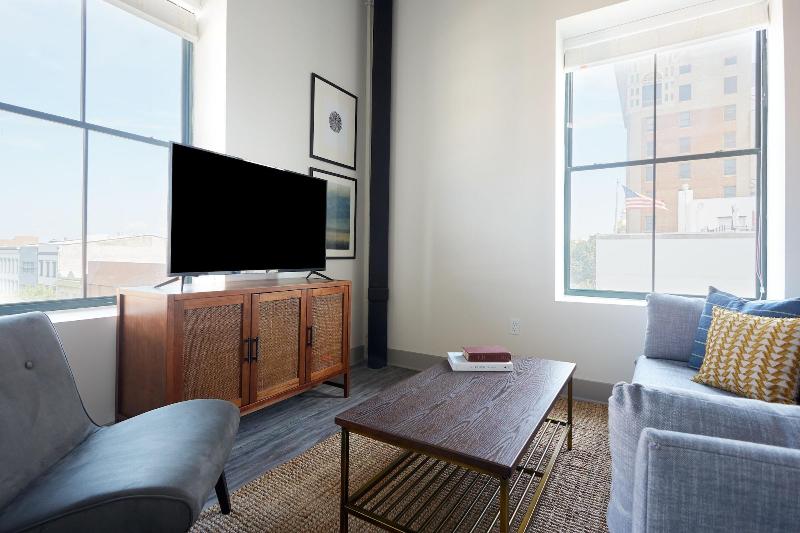 Sonder The Altmayer image