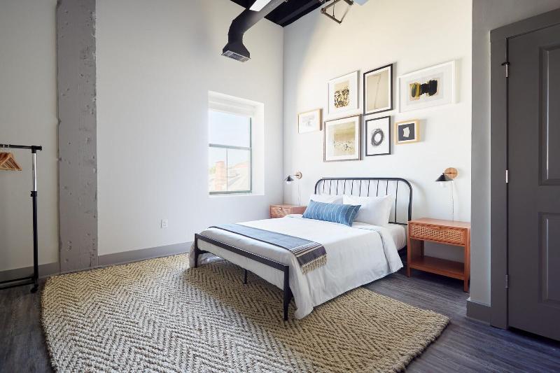 Sonder The Altmayer image