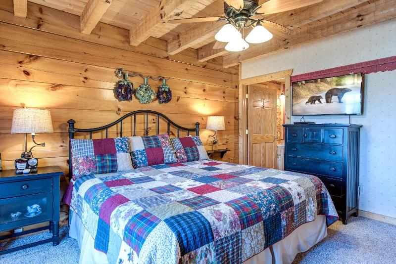 Lazy Cub Lodge image