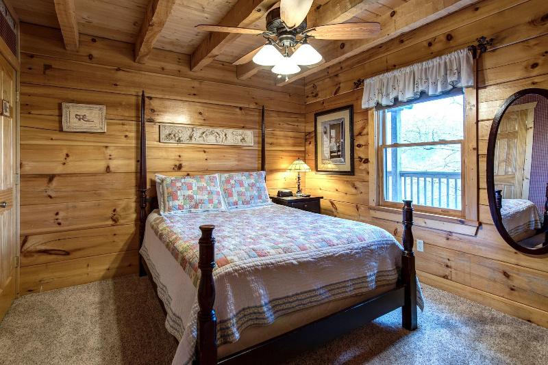 Lazy Cub Lodge image