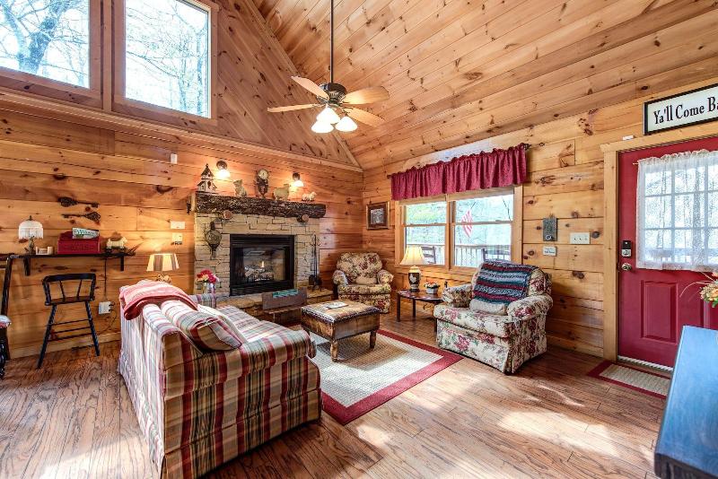 Lazy Cub Lodge image