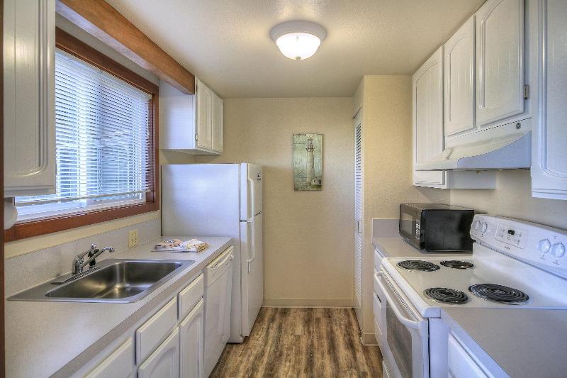 Little Creek Cove image