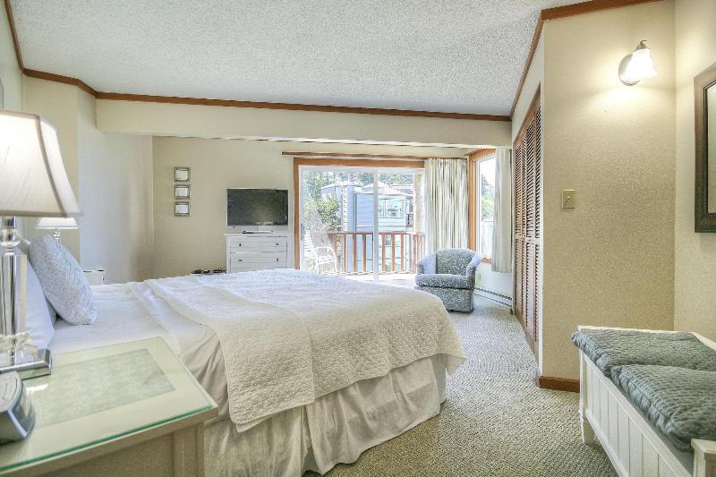 Little Creek Cove image