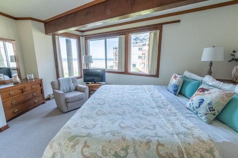 Little Creek Cove image