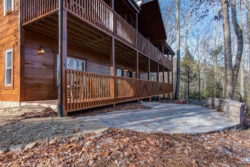 Hickory Hollow Lodge image