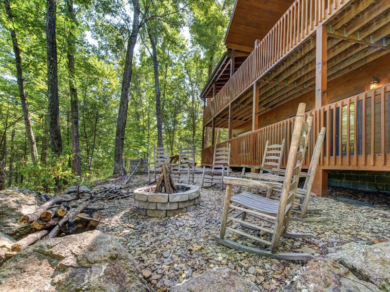 Hickory Hollow Lodge image