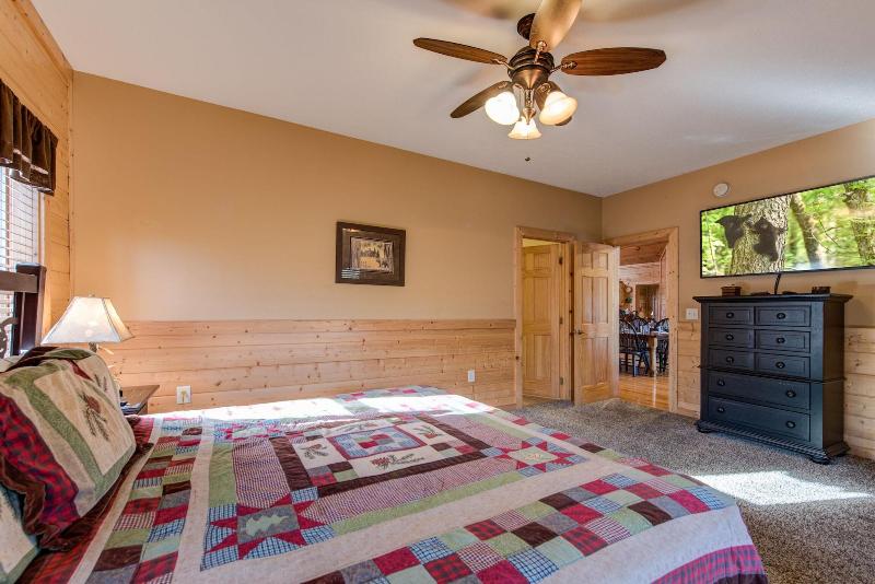 Hickory Hollow Lodge image