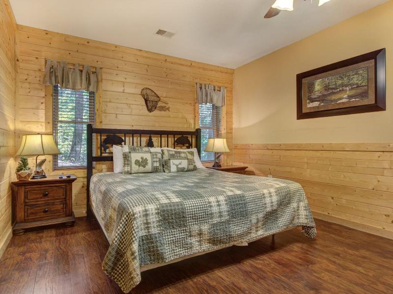 Hickory Hollow Lodge image
