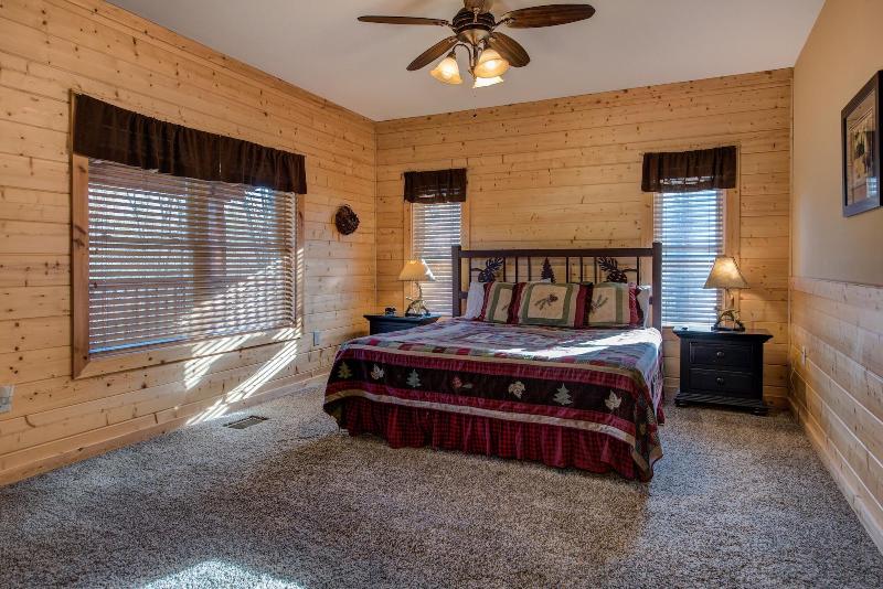 Hickory Hollow Lodge image
