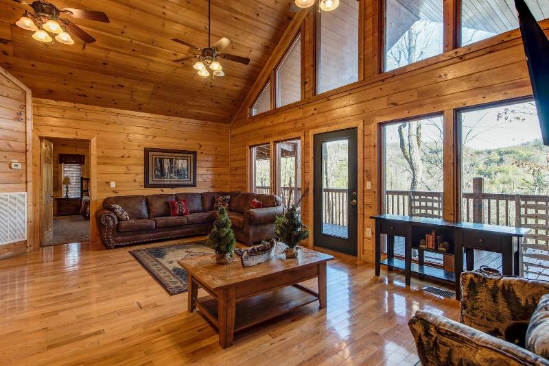 Hickory Hollow Lodge image