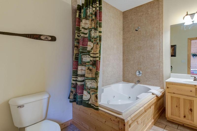Hickory Hollow Lodge image