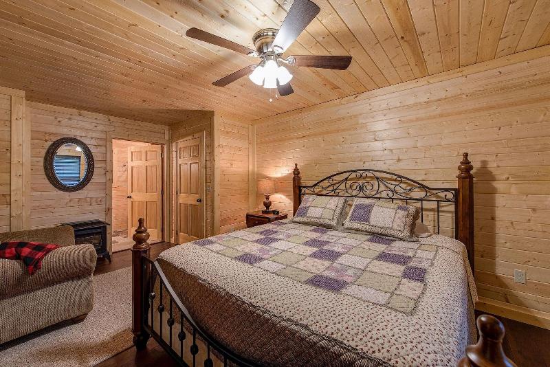 Emily's Hideaway image