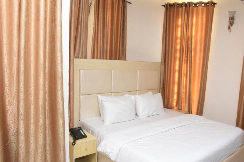 Londa Hotel image