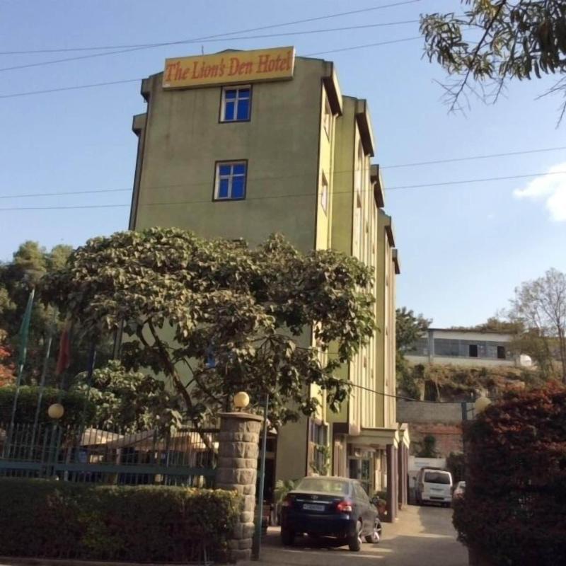 The Lions Den Hotel image