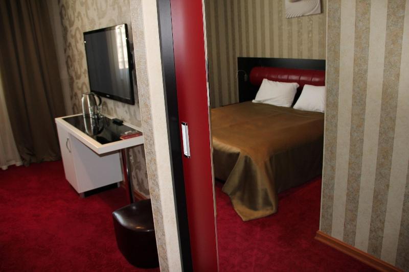 Hotel Villa Palace image