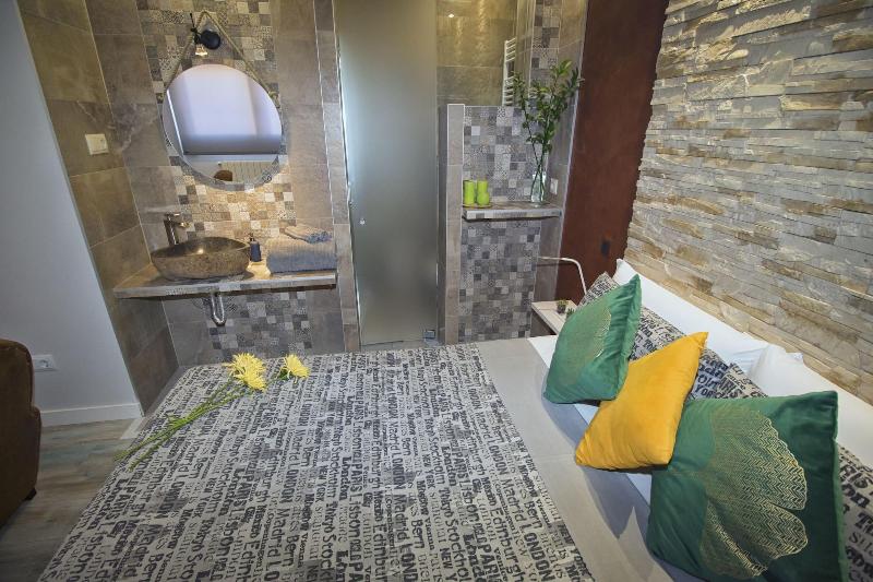T-homes Cuenca image