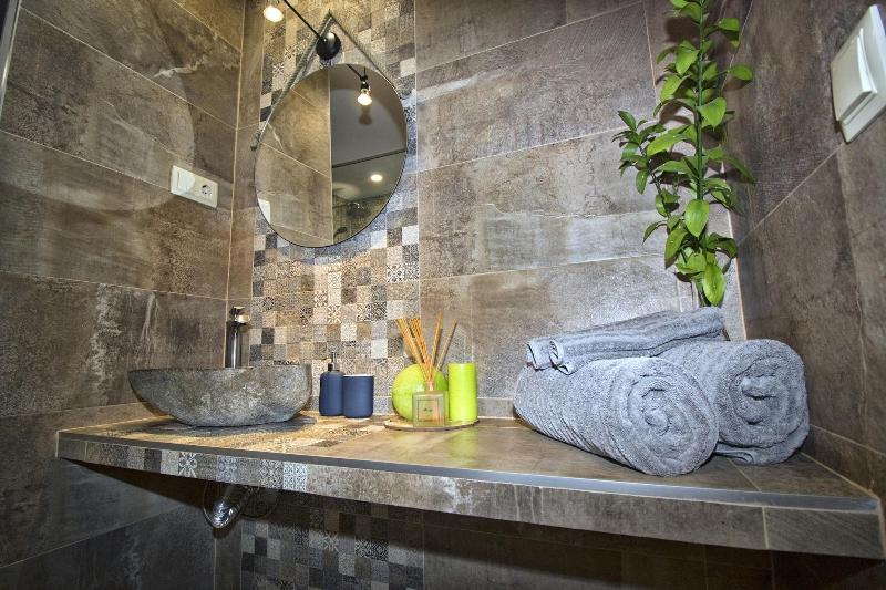 T-homes Cuenca image