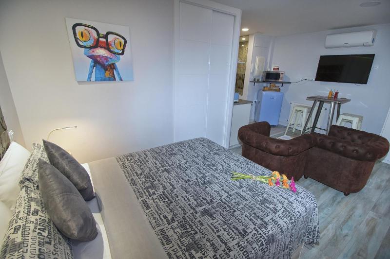 T-homes Cuenca image