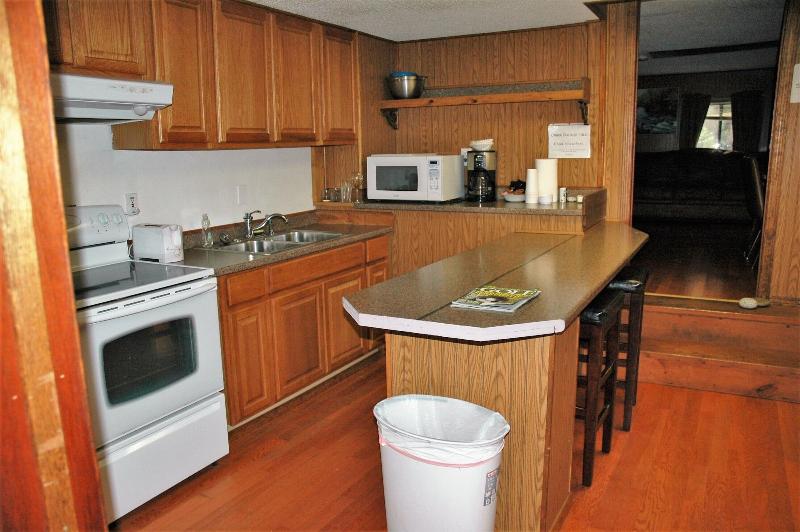 Gwin's Lodge & Roadhouse Est. 1952 image