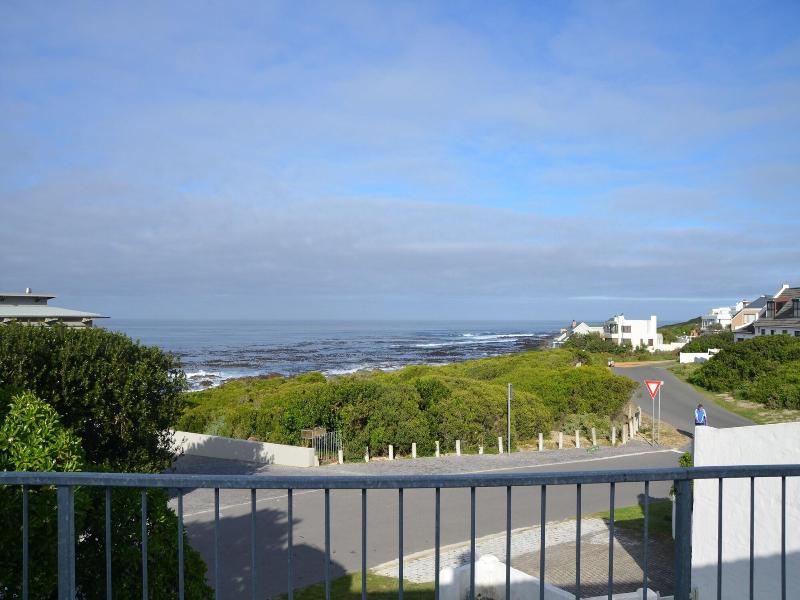 Hermanus Beach Cottage 1 image