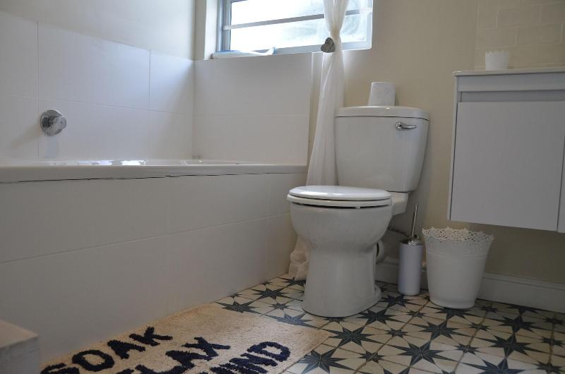 Hermanus Beach Cottage 1 image