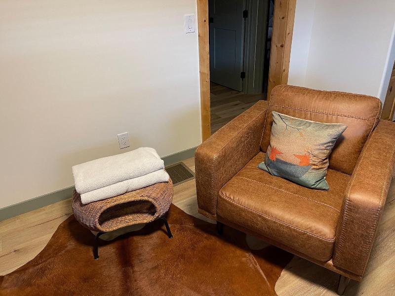 Pinedale Cozy Cabins image