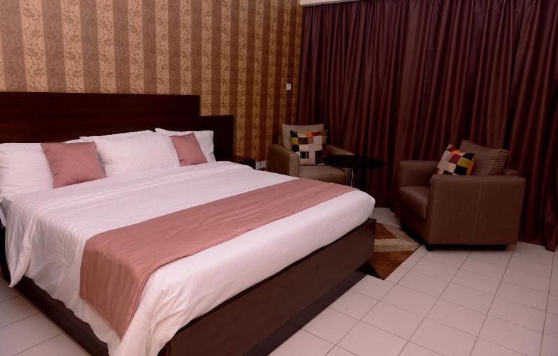 Statement Hotel image