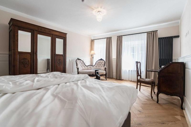 Altstadthotel BachbrÃ¤u image