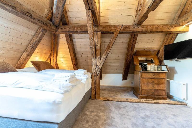 Altstadthotel BachbrÃ¤u image