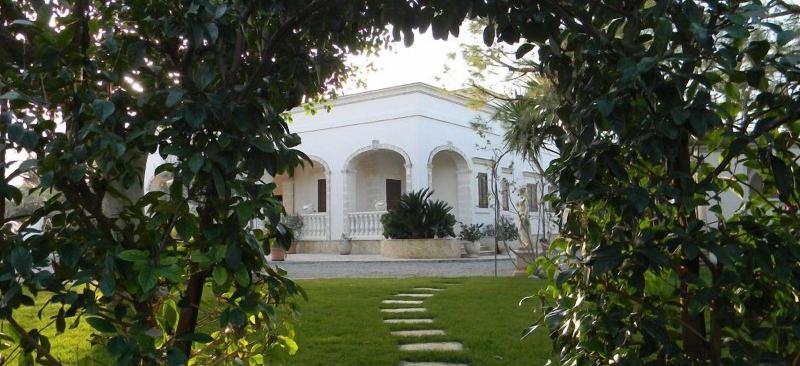 Villa Tonia image
