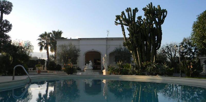Villa Tonia image