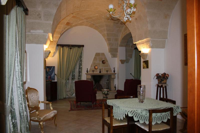Villa Tonia image