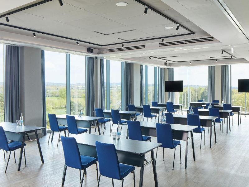 Courtyard by Marriott Exeter Sandy Park image