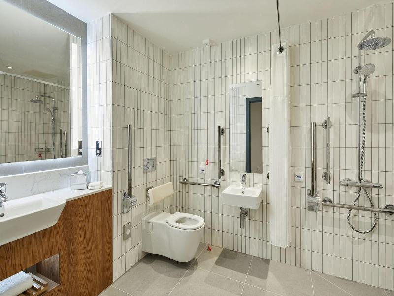 Courtyard by Marriott Exeter Sandy Park image
