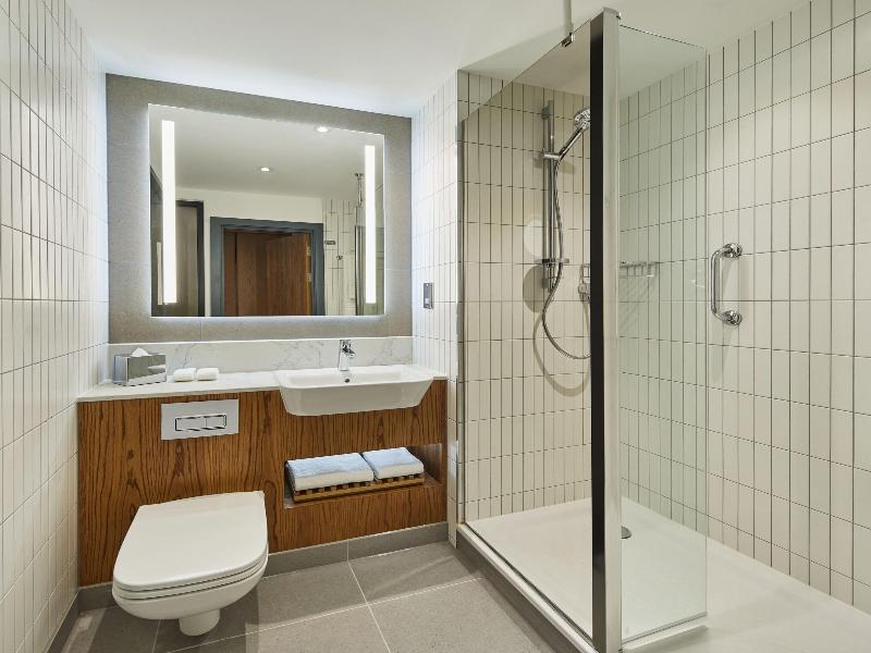 Courtyard by Marriott Exeter Sandy Park image