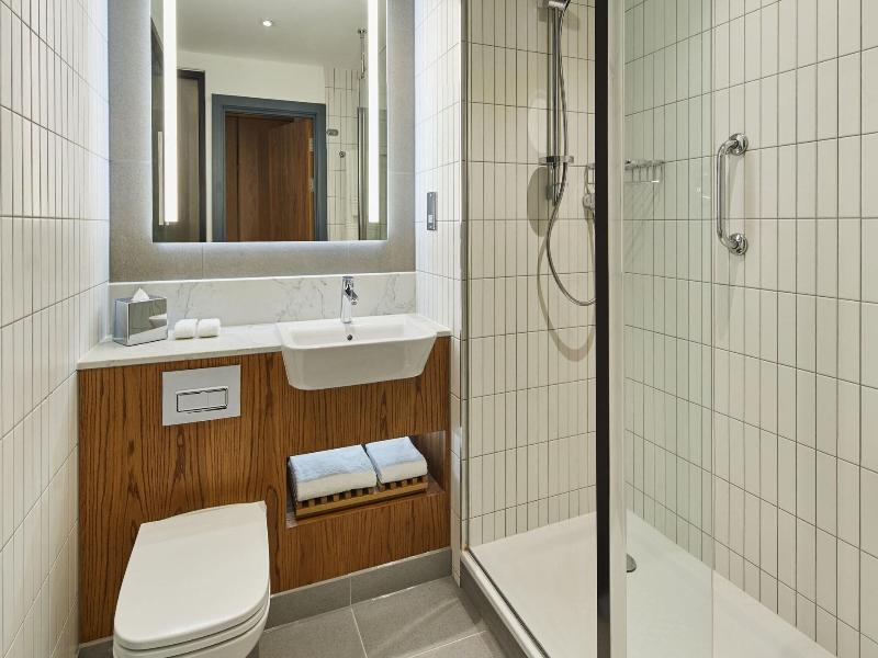 Courtyard by Marriott Exeter Sandy Park image