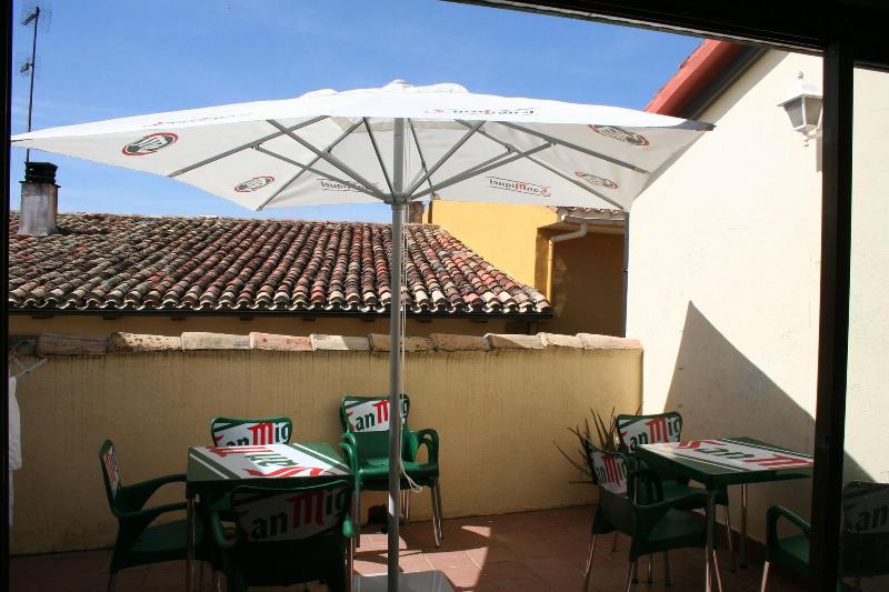 La Bodega Del Camino image